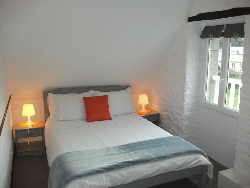 Au Bon Accueil Bed & Breakfast Saint-Marcan Room photo